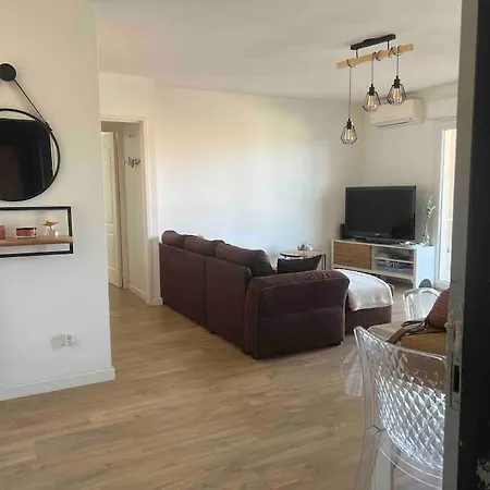 Casa Nina Furiani Corse En アパート *