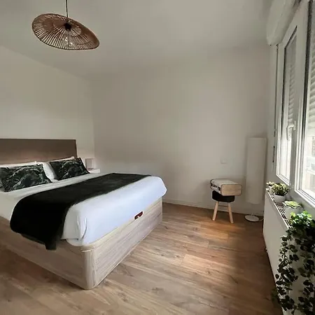 アパート Casa Nina Furiani Corse En *