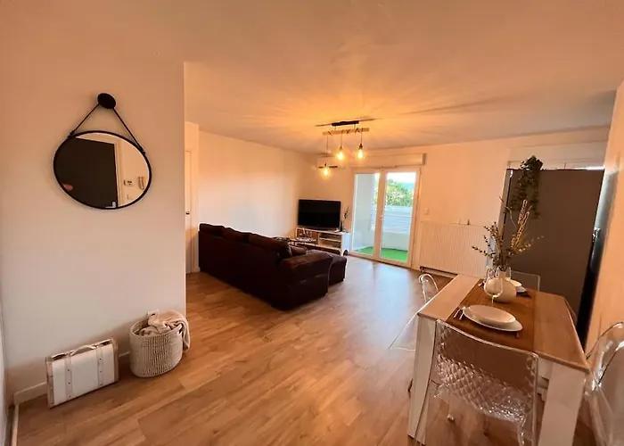 Casa Nina Furiani Corse En Paterno